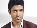 Farhan Akhtar’s security guard tests positive for COVID-19 days after his neighbour Rekha's staff contracts the virus - Hindi News | Farhan Akhtar’s security guard tests positive for COVID-19 days after his neighbour Rekha's staff contracts the virus | Latest entertainment News at Lokmattimes.com