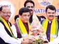 Ashok Chavan Joins BJP: Fadnavis Extends Warm Welcome To Former Maharashtra CM - Hindi News | Ashok Chavan Joins BJP: Fadnavis Extends Warm Welcome To Former Maharashtra CM | Latest maharashtra News at Lokmattimes.com