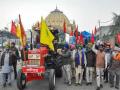 Farmer part of tractor rally dies, protesters blame cops for negligence - Hindi News | Farmer part of tractor rally dies, protesters blame cops for negligence | Latest national News at Lokmattimes.com