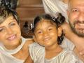 Mandira Bedi adopts a girl child, names her Tara Bedi Kaushal, shares first pic on Instagram - Hindi News | Mandira Bedi adopts a girl child, names her Tara Bedi Kaushal, shares first pic on Instagram | Latest entertainment News at Lokmattimes.com