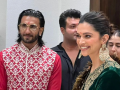 Ranveer Singh, Deepika Padukone, Visit Maharashtra CM Eknath Shinde's Home For Ganesh Darshan - Hindi News | Ranveer Singh, Deepika Padukone, Visit Maharashtra CM Eknath Shinde's Home For Ganesh Darshan | Latest entertainment News at Lokmattimes.com