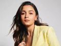Alia Bhatt to take a year long break from films after birth of child? - Hindi News | Alia Bhatt to take a year long break from films after birth of child? | Latest entertainment News at Lokmattimes.com
