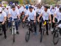 CEE Rajiv Kumar flags off biycle rally in Pune to create voter registration awareness - Hindi News | CEE Rajiv Kumar flags off biycle rally in Pune to create voter registration awareness | Latest maharashtra News at Lokmattimes.com