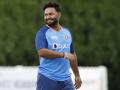 Cricketer Rishabh Pant injured in car accident - Hindi News | Cricketer Rishabh Pant injured in car accident | Latest cricket News at Lokmattimes.com