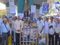 Pune: Aam Aadmi Party stages protest against privatization of government jobs - Hindi News | Pune: Aam Aadmi Party stages protest against privatization of government jobs | Latest maharashtra News at Lokmattimes.com