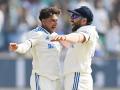 India vs England, 5th Test Day 1 Lunch: Kuldeep Yadav gives India Early Advantage at Dharamsala - Hindi News | India vs England, 5th Test Day 1 Lunch: Kuldeep Yadav gives India Early Advantage at Dharamsala | Latest cricket News at Lokmattimes.com