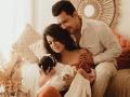 Aditya Narayan shares shares cute family pic as daughter Tvisha turns two months old - Hindi News | Aditya Narayan shares shares cute family pic as daughter Tvisha turns two months old | Latest entertainment News at Lokmattimes.com