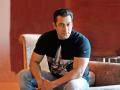 Navi Mumbai Police Detain Enthusiastic Duo Trying to Reach Salman Khan at Panvel Farmhouse - Hindi News | Navi Mumbai Police Detain Enthusiastic Duo Trying to Reach Salman Khan at Panvel Farmhouse | Latest entertainment News at Lokmattimes.com
