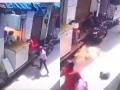 Agra: Gas Cylinder Catches Fire at Tailor Shop, Blaze Controlled Swiftly (Watch Video) - Hindi News | Agra: Gas Cylinder Catches Fire at Tailor Shop, Blaze Controlled Swiftly (Watch Video) | Latest national News at Lokmattimes.com