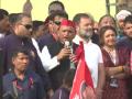 Akhilesh Yadav Joins Rahul Gandhi for Bharat Jodo Nyay Yatra in Agra After Congress-SP Seat Sharing Deal (Watch Videos) - Hindi News | Akhilesh Yadav Joins Rahul Gandhi for Bharat Jodo Nyay Yatra in Agra After Congress-SP Seat Sharing Deal (Watch Videos) | Latest politics News at Lokmattimes.com
