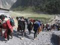 Amarnath Yatra suspended due to bad weather - Hindi News | Amarnath Yatra suspended due to bad weather | Latest national News at Lokmattimes.com