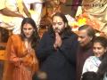 Lalbaugcha Raja Darshan: Reliance Industries Chairman Mukesh Ambani and Family Offer Prayers at Mumbai's Famous Ganpati (Watch Video) - Hindi News | Lalbaugcha Raja Darshan: Reliance Industries Chairman Mukesh Ambani and Family Offer Prayers at Mumbai's Famous Ganpati (Watch Video) | Latest mumbai News at Lokmattimes.com