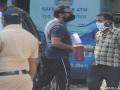 Anurag Kashyap arrives at Versova police station for questioning in sexual assault case - Hindi News | Anurag Kashyap arrives at Versova police station for questioning in sexual assault case | Latest entertainment News at Lokmattimes.com