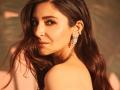 Anushka Sharma refuses to be photographed by paps amid pregnancy rumours - Hindi News | Anushka Sharma refuses to be photographed by paps amid pregnancy rumours | Latest entertainment News at Lokmattimes.com