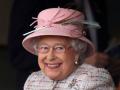 At 94, Queen Elizabeth among the first to receive Covid-19 vaccine Pfizer in UK - Hindi News | At 94, Queen Elizabeth among the first to receive Covid-19 vaccine Pfizer in UK | Latest international News at Lokmattimes.com