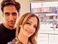 Hrithik Roshan's ex-wife Sussanne Khan to tie the knot with her boyfriend Arslan Goni? - Hindi News | Hrithik Roshan's ex-wife Sussanne Khan to tie the knot with her boyfriend Arslan Goni? | Latest entertainment News at Lokmattimes.com