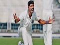 Former India pacer Ashoke Dinda axed from Ranji squad for abusing coach - Hindi News | Former India pacer Ashoke Dinda axed from Ranji squad for abusing coach | Latest cricket News at Lokmattimes.com