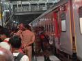 Ayodhya Express to Delhi Receives Bomb Threat, No Explosives Found During Search at Barabanki Railway Station - Hindi News | Ayodhya Express to Delhi Receives Bomb Threat, No Explosives Found During Search at Barabanki Railway Station | Latest national News at Lokmattimes.com