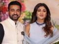 Shilpa Shetty missing from shoot after Raj Kundra's arrest in porn racket - Hindi News | Shilpa Shetty missing from shoot after Raj Kundra's arrest in porn racket | Latest entertainment News at Lokmattimes.com