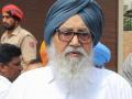 Former Punjab CM Parkash Singh Badal hospitalised in Mohali - Hindi News | Former Punjab CM Parkash Singh Badal hospitalised in Mohali | Latest national News at Lokmattimes.com