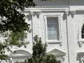 Massive Bee Swarm Lands on White House, Appears as Black Dot; Video Goes Viral | Latest international News at www.lokmattimes.com