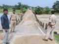 Bihar Bridge Collapse: Bridge Caved In Kishanganj, Fourth Incident in Week (Watch Video) - Hindi News | Bihar Bridge Collapse: Bridge Caved In Kishanganj, Fourth Incident in Week (Watch Video) | Latest national News at Lokmattimes.com