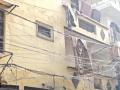 Delhi: Four-Storey Building Tilts in Shahdara; Authorities Issue Notice to Vacate - Hindi News | Delhi: Four-Storey Building Tilts in Shahdara; Authorities Issue Notice to Vacate | Latest national News at Lokmattimes.com