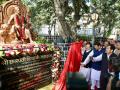 Mumbai: BJP President JP Nadda Unveils Statue of Chhatrapati Shivaji Maharaj in Girgaon (See Pics) - Hindi News | Mumbai: BJP President JP Nadda Unveils Statue of Chhatrapati Shivaji Maharaj in Girgaon (See Pics) | Latest maharashtra News at Lokmattimes.com