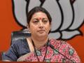 Union Minister Smriti Irani tests positive for Coronavrius - Hindi News | Union Minister Smriti Irani tests positive for Coronavrius | Latest politics News at Lokmattimes.com