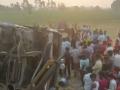 Hardoi Horror: Double-Decker Bus Carrying 70 Passengers Overturns in Uttar Pradesh (Watch Video) - Hindi News | Hardoi Horror: Double-Decker Bus Carrying 70 Passengers Overturns in Uttar Pradesh (Watch Video) | Latest national News at Lokmattimes.com