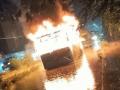 Bengaluru Shocker: BMTC Electric Bus Catches Fire During Heavy Rain; Passengers Safely Evacuated - Hindi News | Bengaluru Shocker: BMTC Electric Bus Catches Fire During Heavy Rain; Passengers Safely Evacuated | Latest national News at Lokmattimes.com
