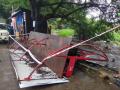 Bus Stop Collapse in Thane: TMT Bus Stand Shelter Collapses in Dharmaveer Nagar Amid Heavy Rainfall - Hindi News | Bus Stop Collapse in Thane: TMT Bus Stand Shelter Collapses in Dharmaveer Nagar Amid Heavy Rainfall | Latest thane News at Lokmattimes.com