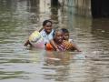 12 die due to floods in Tamil Nadu, Andhra Pradesh, 30 missing - Hindi News | 12 die due to floods in Tamil Nadu, Andhra Pradesh, 30 missing | Latest national News at Lokmattimes.com