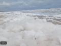 Chennai Water Pollution: Thick White Foam Covers Pattinapakkam Beach After Excess Water Released From Chembarambakkam Lake - Hindi News | Chennai Water Pollution: Thick White Foam Covers Pattinapakkam Beach After Excess Water Released From Chembarambakkam Lake | Latest national News at Lokmattimes.com