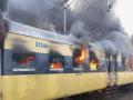 Fire In Passenger Train: Fire breaks out in Saharanpur-Delhi passenger train - Hindi News | Fire In Passenger Train: Fire breaks out in Saharanpur-Delhi passenger train | Latest national News at Lokmattimes.com