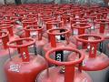 LPG Gas Price Cut: 19 Kg Commercial Gas Cylinder Rate Reduced by Rs 69; Jet Fuel Price by 6.5% - Hindi News | LPG Gas Price Cut: 19 Kg Commercial Gas Cylinder Rate Reduced by Rs 69; Jet Fuel Price by 6.5% | Latest national News at Lokmattimes.com