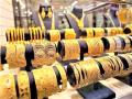 Gold prices fall ahead of Dhanteras - Hindi News | Gold prices fall ahead of Dhanteras | Latest lifestyle News at Lokmattimes.com