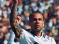 Dani Alves, Former Barcelona Star, Sentenced to Jail for Sexual Assault - Hindi News | Dani Alves, Former Barcelona Star, Sentenced to Jail for Sexual Assault | Latest other-sports News at Lokmattimes.com