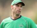 Pakistan women's coach David Hemp tests positive for COVID-19 - Hindi News | Pakistan women's coach David Hemp tests positive for COVID-19 | Latest cricket News at Lokmattimes.com