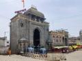 Tulja Bhavani temple in Osmanabad to be revamped and sanctum will in layed with gold and silver - Hindi News | Tulja Bhavani temple in Osmanabad to be revamped and sanctum will in layed with gold and silver | Latest maharashtra News at Lokmattimes.com