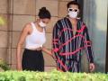 Video of Deepika Padukone kissing Ranveer Singh outside Mumbai hotel goes viral! - Hindi News | Video of Deepika Padukone kissing Ranveer Singh outside Mumbai hotel goes viral! | Latest entertainment News at Lokmattimes.com
