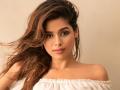 Pranati Rai Prakash urges Mumbaikars not to take lockdown relaxations casually - Hindi News | Pranati Rai Prakash urges Mumbaikars not to take lockdown relaxations casually | Latest entertainment News at Lokmattimes.com