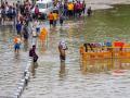 Flood situation in Delhi improves as Yamuna water level recedes - Hindi News | Flood situation in Delhi improves as Yamuna water level recedes | Latest national News at Lokmattimes.com