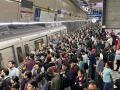 Delhi Metro Update: Train Services Impacted on Red Line Due to Cable Theft - Hindi News | Delhi Metro Update: Train Services Impacted on Red Line Due to Cable Theft | Latest national News at Lokmattimes.com