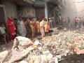 Delhi Slum Fire: Two Killed as Massive Blaze Erupts Near Sector 17 in Rohini (Watch Video) - Hindi News | Delhi Slum Fire: Two Killed as Massive Blaze Erupts Near Sector 17 in Rohini (Watch Video) | Latest national News at Lokmattimes.com