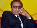 Dharmendra tests negative for COVID-19, after three of his staff gets infected with virus - Hindi News | Dharmendra tests negative for COVID-19, after three of his staff gets infected with virus | Latest entertainment News at Lokmattimes.com