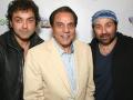 3 members of Deol household tests positive for COVID-19 - Hindi News | 3 members of Deol household tests positive for COVID-19 | Latest entertainment News at Lokmattimes.com