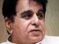 Police personnels arrive at Dilip Kumar's residence to accord state honours - Hindi News | Police personnels arrive at Dilip Kumar's residence to accord state honours | Latest entertainment News at Lokmattimes.com