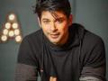 Sidharth Shukla's funeral preparations begin, actor to be cremated at 2pm in Mumbai - Hindi News | Sidharth Shukla's funeral preparations begin, actor to be cremated at 2pm in Mumbai | Latest entertainment News at Lokmattimes.com