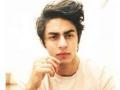 Aryan Khan living on biscuits and water in jail, Shah Rukh worried about son's health - Hindi News | Aryan Khan living on biscuits and water in jail, Shah Rukh worried about son's health | Latest entertainment News at Lokmattimes.com